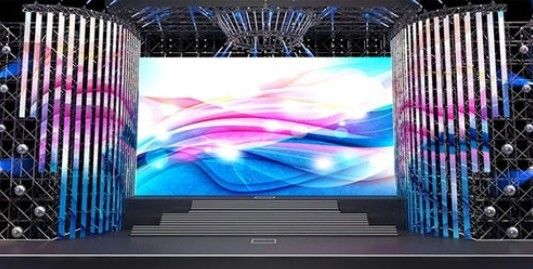 Taşınabilir Kapalı Reklam Kavisli Led Ekran P3.91 900cd 43 tarama