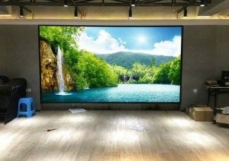 Tam Renkli LED Matris Modülü 250x250mm 64x64 piksel P3.91 İç Mekan SMD1921 LED Ekran