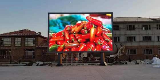 300W P8 P10 Dış Mekan LED Video Duvarları Tam Renkli Ekran Demir Su Geçirmez 7000cd / M²