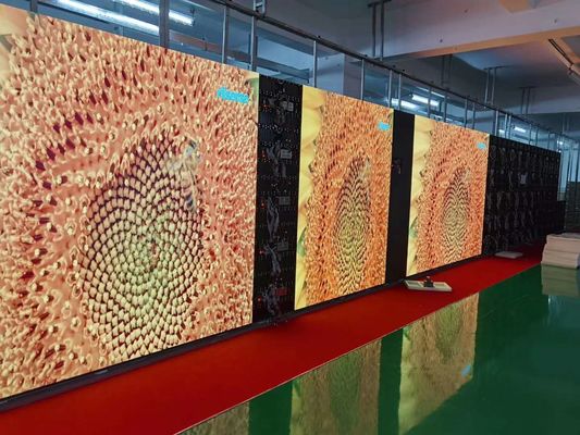 Kolay Bakım Güzel Pitch LED Ekranı 100000 Yaşam süresi -40°C~60°C Çalışma sıcaklığı