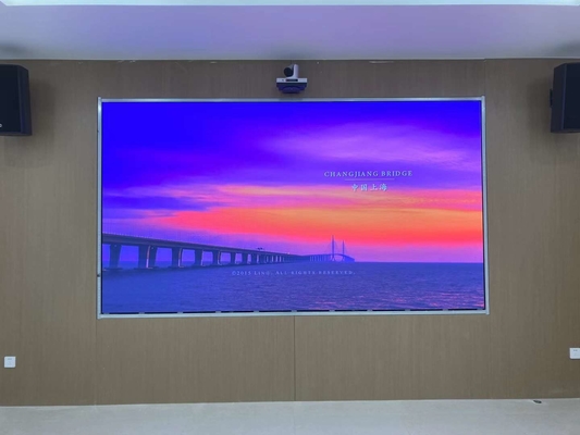 32 * 16cm Animasyon Küçük Piksel Led Ekran ODM 640 * 480mm Kabin