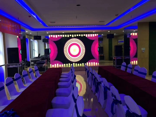 32 * 16cm Animasyon Küçük Piksel Led Ekran ODM 640 * 480mm Kabin