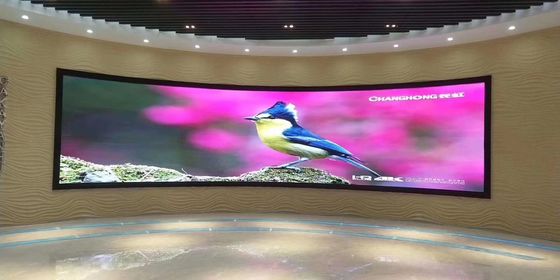 320*160mm Reklam İç Mekan Tam Renkli LED Ekran P2.5 FPC Yumuşak LED Modülü