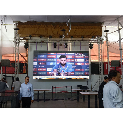 180W / M2 Yüksek Parlaklık Kiralama LED Ekran 1R1G1B LED Ekran Döküm Alu