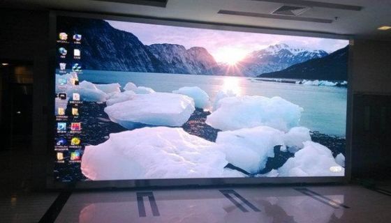 SMD1515 Dar Piksel Aralık LED Ekran P1.875 Reklam 1R1G1B Kolay Kurulum