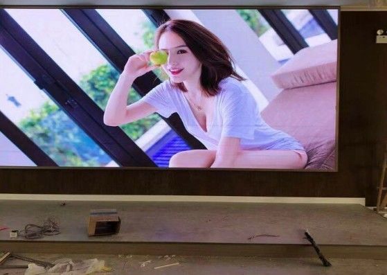 7680Hz HD LED Ekran Modülü Video Duvar Ekran Tasarımı FCC 20m Görünüm Mesafesi