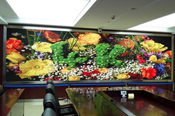 Longda İç Mekan Tam Renkli Led Ekran Video Duvar Panelleri 1R1G1B 281 Trilyon