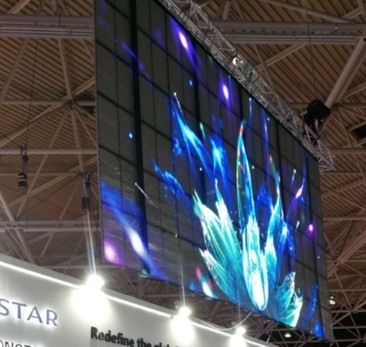 3.9mm 7.8mm TV Ticari Reklam Led Ekran HD Asılı