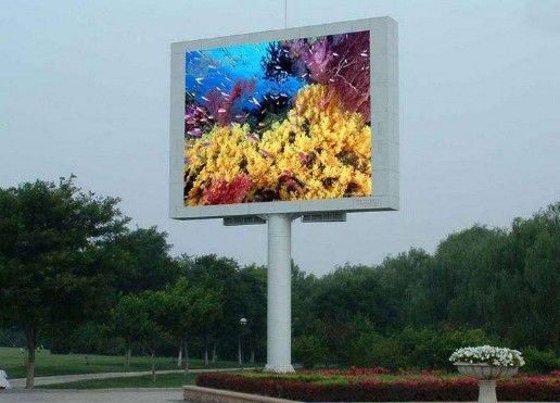 P6.67 Ticari Dış Reklam Ekranı İşaret Panosu 16.7M 7000cd/ M2