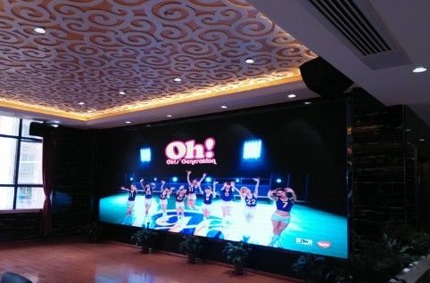 Kapalı P2. 5 Küçük Pixel Pitch LED Ekranları Yüksek Tanım 3840hz Kurumsal Ofisler İçin