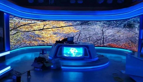 LED Esnek Modül Matris Ekran Paneli 3840Hz ISO14001 Manyetik Emişli Kurulum
