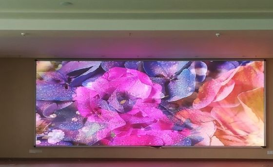 Alışveriş Merkezi Küçük Piksel LED Ekran Duvara Monte 300W/ M2 32 X 16 ROHS CCC