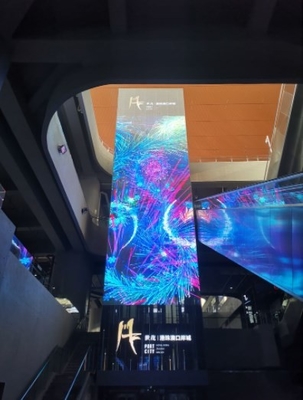 Longda Tabela Şeffaf Cam Led Ekran Duvar 281 Trilyon 1R1G1B