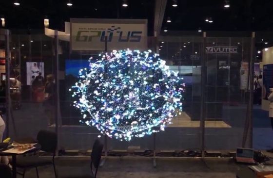 Longda 3840Hz Yenileme Hızı 5000cd/m2 Parlaklık 1R1G1B LED Bileşimi Kiralama veya Sabit Kurulum için Şeffaf Cam LED Ekran