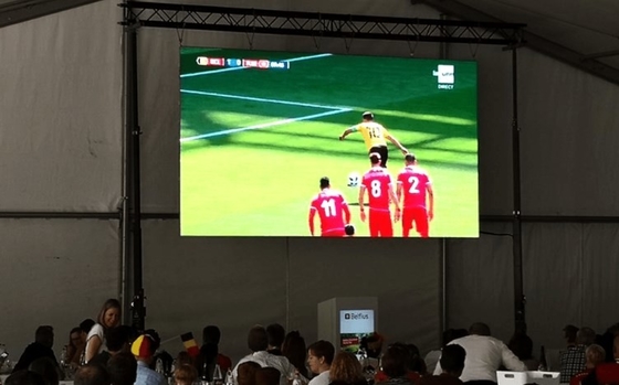 MBI5124 Konferans Odası Taşınabilir LED Ekran Kiralama Video Duvarı 50m Görünüm 65536deg