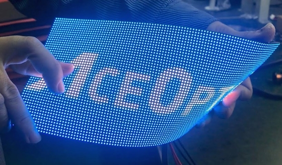 OEM ODM Esneklik Yumuşak LED Ekran Modülü Yumuşak SMD Panel Piksel Aralığı P2.5