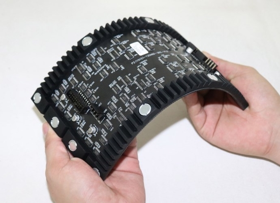 240X120mm Kavisli LED Ekran SMD1515 İç Mekan P2 LED Esnek Modül Paneli